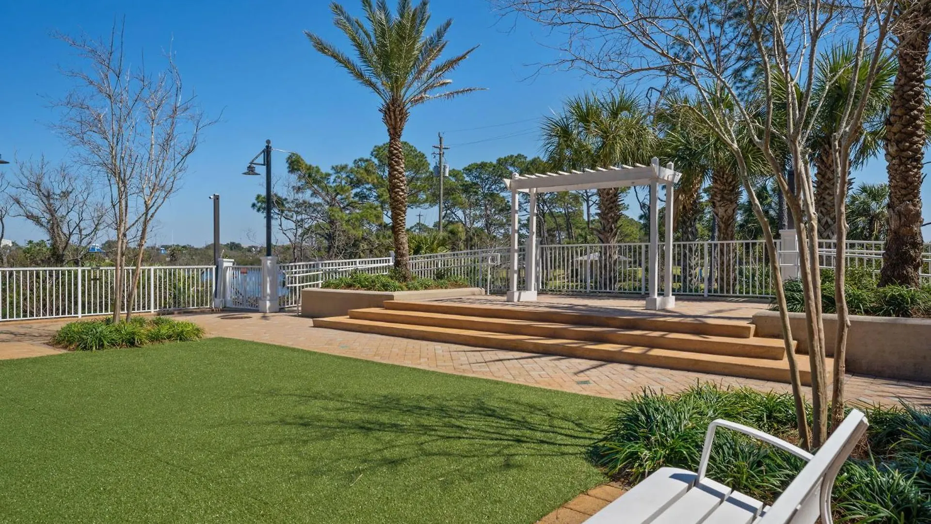 Laketown Wharf 0226 Panama City Beach ABD
